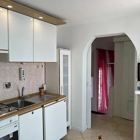 Giulia Apartment